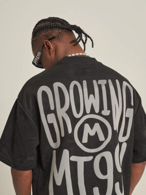 Oversized T-shirt Graffiti Growing